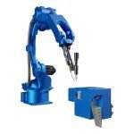 RT013 con robot